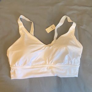 Aerie white sports bra with twist back